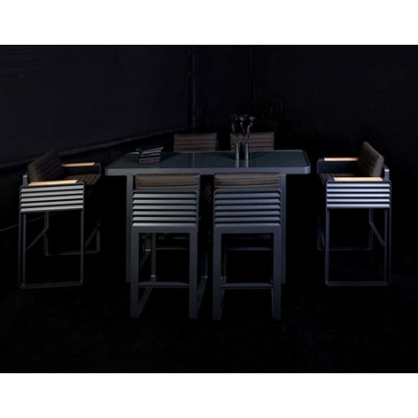 SET MESA DE BAR AIRPORT PARA JARDÍN CON 6 SILLAS, DISEÑADO POR NICOLAS THOMKINS.