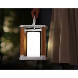 LÁMPARA SOLAR AURORA DE INTERIOR/EXTERIOR CON BASE BLANCA Y MADERA DE TECA (27.5×23×23cm)