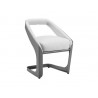 SILLA DE EXTERIOR ONDA COLOR GRIS CON BLANCO, DISEÑADO POR PININFARINA.